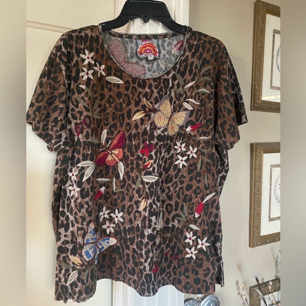 Johnny Was 🦋 Leopard Butterfly Cotton Tee